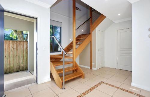 Hawks Nest House | Mariners Mark 1