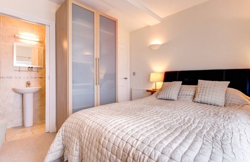 Porthleven House | Mariners - Three Bedroom House, Sleeps 5
