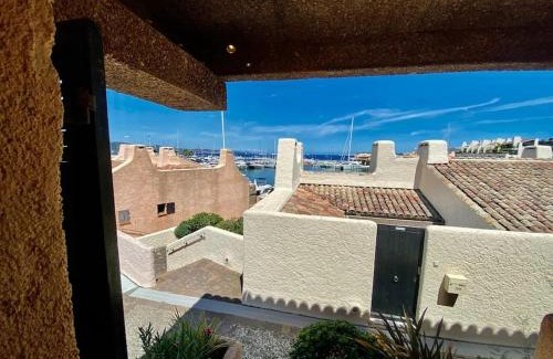 Port Cogolin Apartment | MarinesAppartement, 2min Plage, accès direct port