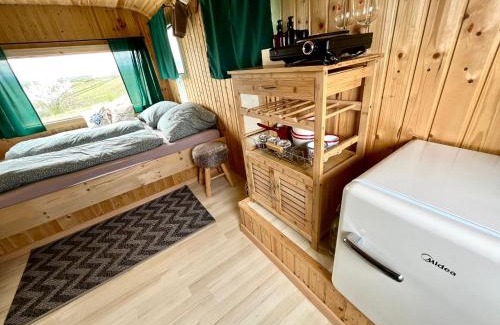 Velke Bilovice Other | Maringotka Vývrtka