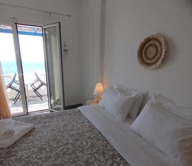 Mpatsi Apartment | Marisini Sea View