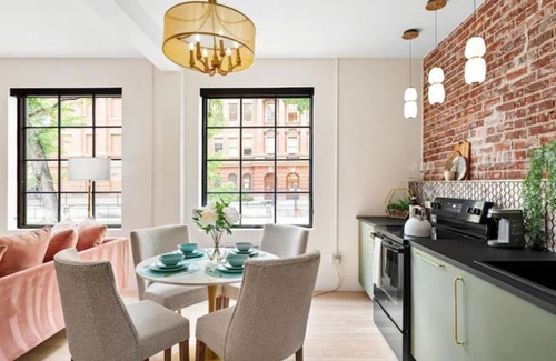 Golden Triangle Apartment | Marissa Napoletano Art Suite 112