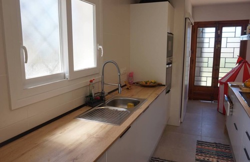 Cunit House | Maritxu Enea: large garden and private swimming pool