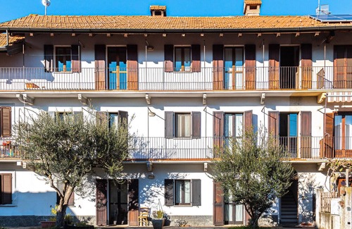 Castelletto Sopra Ticino House | Mariuccia's Attic in Cascina