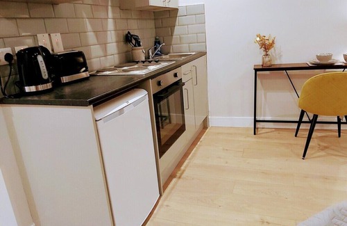 Northampton Apartment | Market Haven 1 or 2 Bed studio