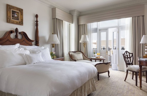 French Quarter Hotel | Market Pavilion Hotel
