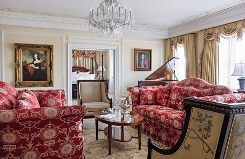 French Quarter Hotel | Market Pavilion Hotel