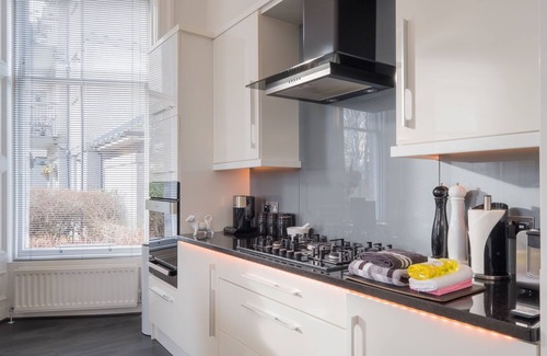 Central Aberdeen Apartment | Marks At The Manor Luxury Riverside Apartments - Sleeps up to 4, with Parking and Sky TV