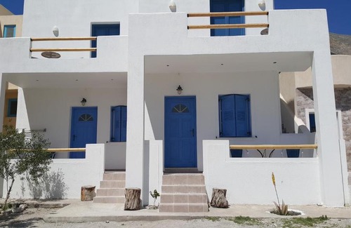 Perissa Apartment | Marousi Suites