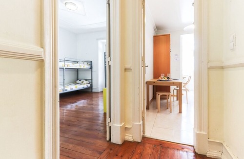 Santo Antonio Apartment | Marquês de Pombal | Private Bedroom | 6 guests