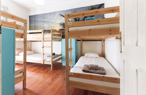 Santo Antonio Apartment | Marquês de Pombal | Private Bedroom | 6 guests