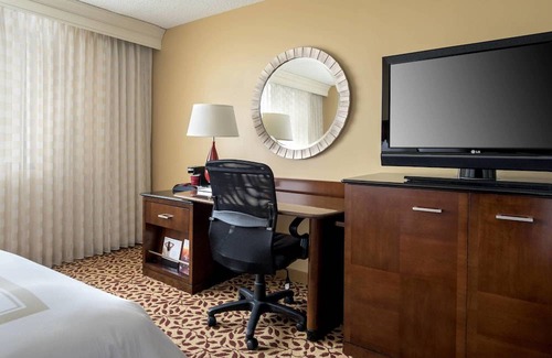Overland Park Hotel | Marriott Kansas City Overland Park