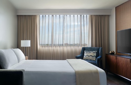 Overland Park Hotel | Marriott Kansas City Overland Park