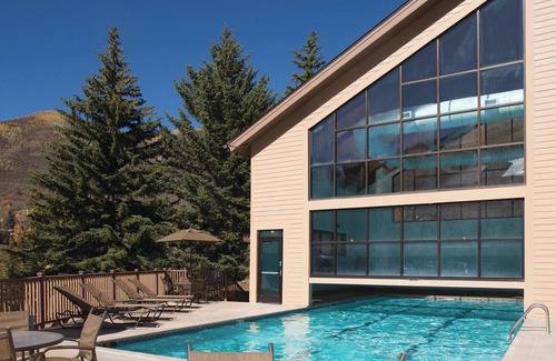 Vail House | Marriott's StreamSide Douglas at Vail