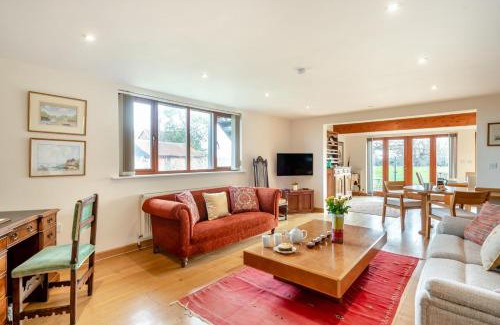 Sudbourne House | Marshland Estate Barn