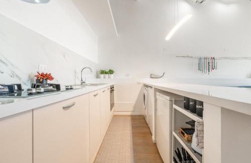 Historic Castle District Apartment | Martini Time, panoramic terrace on the castle walls