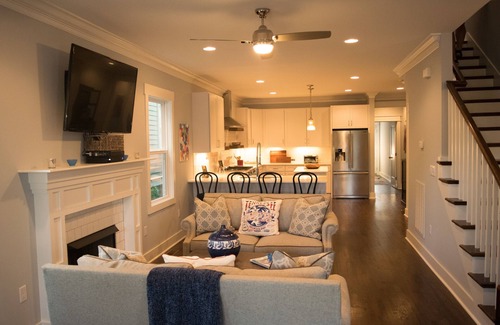 Salemtown House | Marvel at Views of Nashville from a Rooftop Deck!