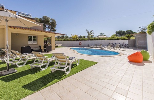 Estombar Villa | Marvellous Carvoeiro Villa | Quinta da Saudade | Private Pool | Table Tennis
