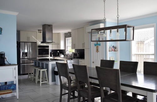 Holden Beach House | Marvelous Large pet friendly Oceanfront home!