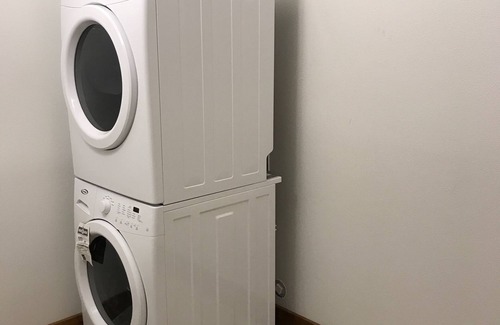 Dillon Apartment | Mary Innes Loft Apt 110 2BD