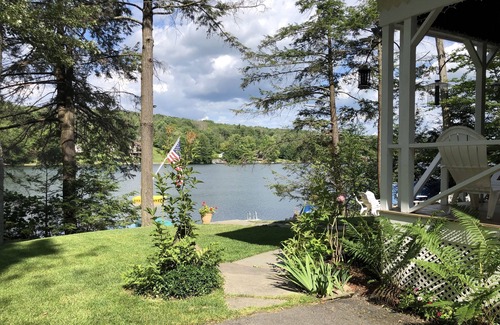 Brackney Cottage | Mary Jane Cottage at Laurel Lake