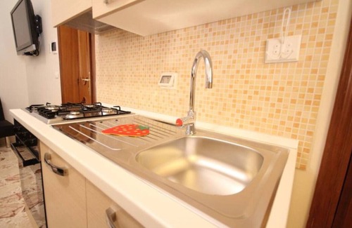 Avola Apartment | Mary's 3 Roses - Apt 3