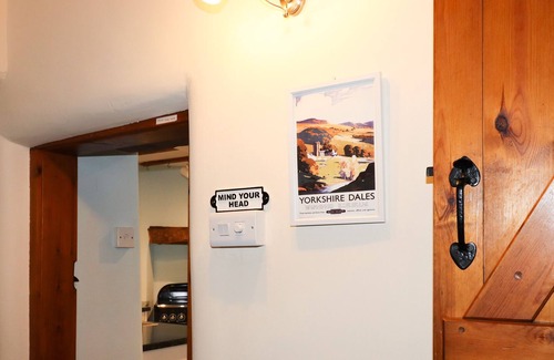 Hawes Cottage | MARY'S COTTAGE, pet friendly, character holiday cottage in Hawes