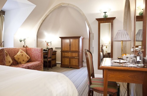 Brentwood Hotel | Marygreen Manor Hotel