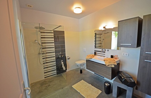 Lamotte-du-Rhone Other | Mas 22 à 24 p 7/9 chb wifi Pisc.chauffée jardin clos - Sono pour soirée