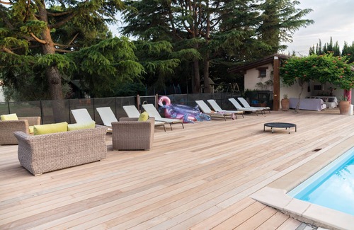 Perpignan Condo | Mas Des Fleurs - Heated pool - Child friendly gardens - Beach 10mins