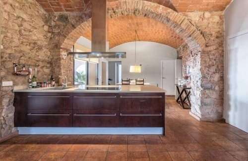 Cabrils Villa | Mas Vives, exclusiva masía del siglo XV