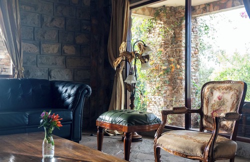 Talek Bed & Breakfast | Masai Manor by Hidden Retreats-Enchanting 5-bedroom