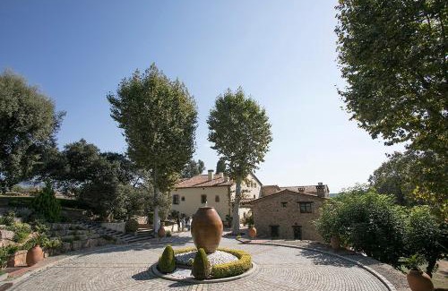 Bigues I Riells House | Masia Can Viver - Olive oil tourism B&B
