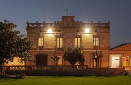 Teia House | Masia La Bomba