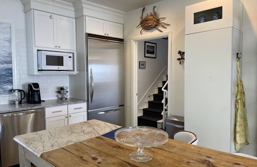 Prides Crossing House | Master Suite with magnificent views of the ocean