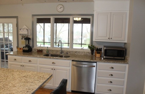 Gracewood House | Masters Home in Faith Village, Large Open Floor Plan & Kitchen, Whirpool Bathtub