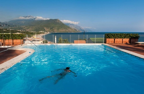 Villammare Apartment | Matte Sea view flat located in the Ruve Bianche Residence with swimming pool and private beach