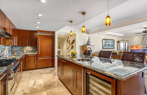 Honokowai Condo | Maui Resort Rentals: Honua Kai – 7 Total Bedrooms, Stunning Ocean Views, 4,465 Combined Sq Ft, Sleeps up to 22!