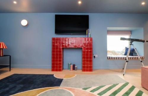 St. Agnes Apartment | Mavericks Wave