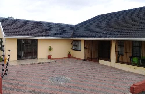 Amalinda House | Mavi Guest house