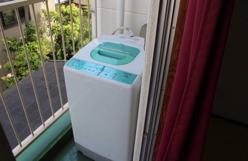 Kasuga Apartment | Max 5 people Wi-fi amenities Wii 202 MIYUKI HOUSE Tatami room Spacious 45m2 for family use MIYUKIHOUSE202