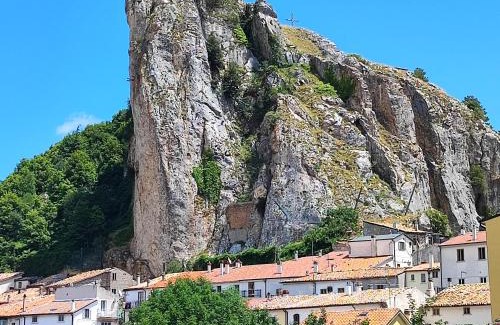 Pizzoferrato Apartment | Mazzmarill