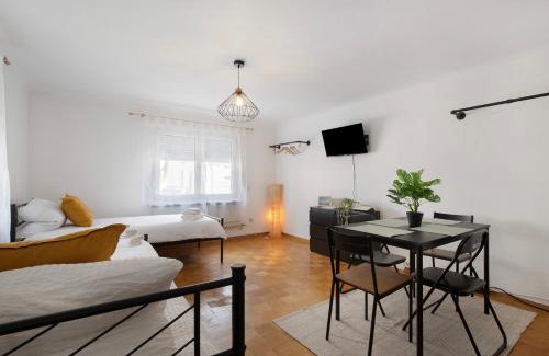 Neckarhausen Apartment | Mb Homes Nürtingen Fewo1