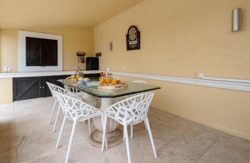 Estoril Apartment | MBird 19 Estoril Apartments 101