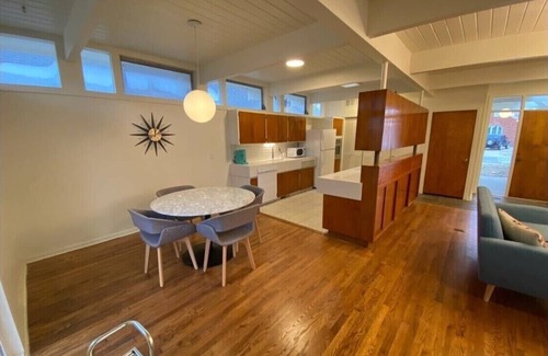 Stillwater House | MCM Marvel and walk to OSU campus
