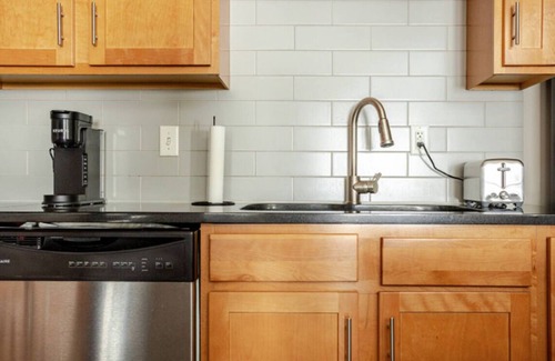 Mile Square Apartment | McOuat Place 3B - Luxury 1 Bed Downtown Indy Apartment Prime Location