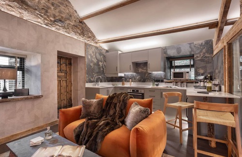 Lindale Apartment | Mead Cottage in Lindale