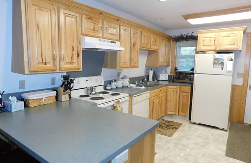 Island Park House | Meadow and Mountain Views just 23 miles to Yellowstone