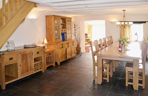 Kingsbridge House | Meadow Mews