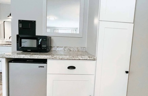 Townsend Hotel | Meadow Room at The Trailblazer Unit 4